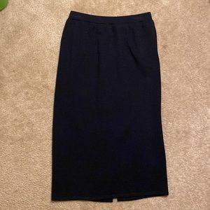 St John Basics Knit Black Skirt Size 4
